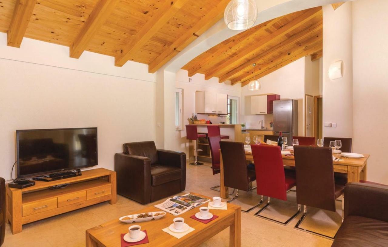 Villas Vea Histria Režanci المظهر الخارجي الصورة