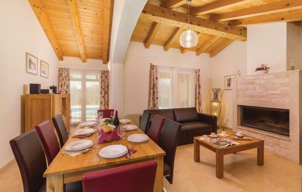 Villas Vea Histria Režanci المظهر الخارجي الصورة