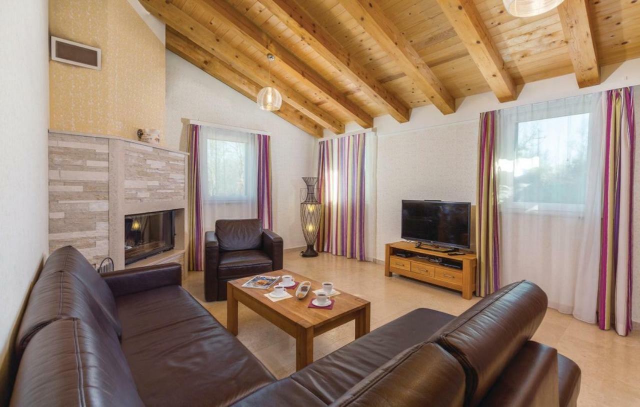 Villas Vea Histria Režanci المظهر الخارجي الصورة